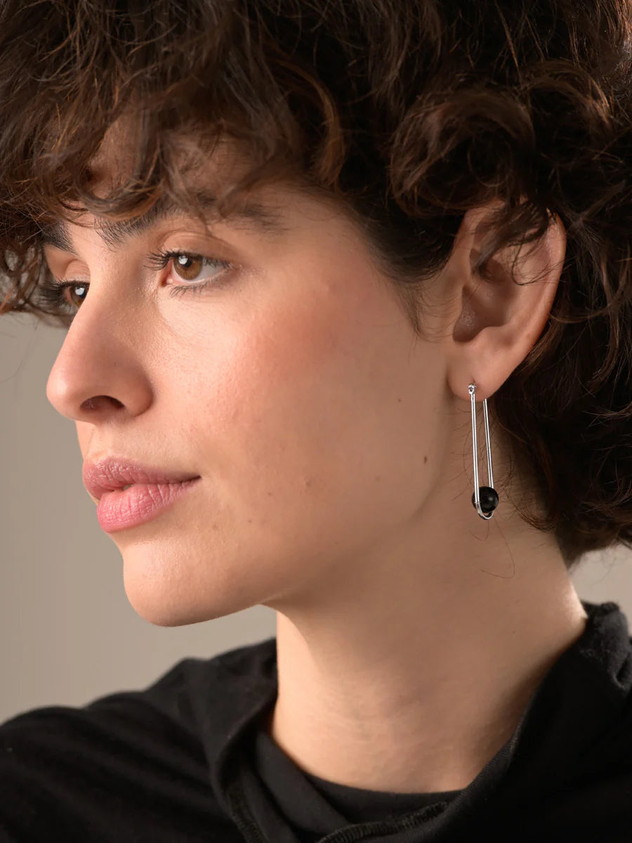 Ovate Hoop Earring with onyx bead