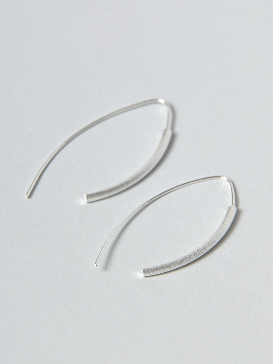 Sterling Silver Thread Through Curved Column Earrings