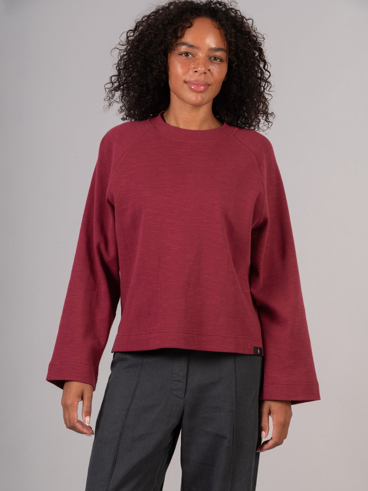 Yasai - T-shirt raglan à manches larges en coton gaufré