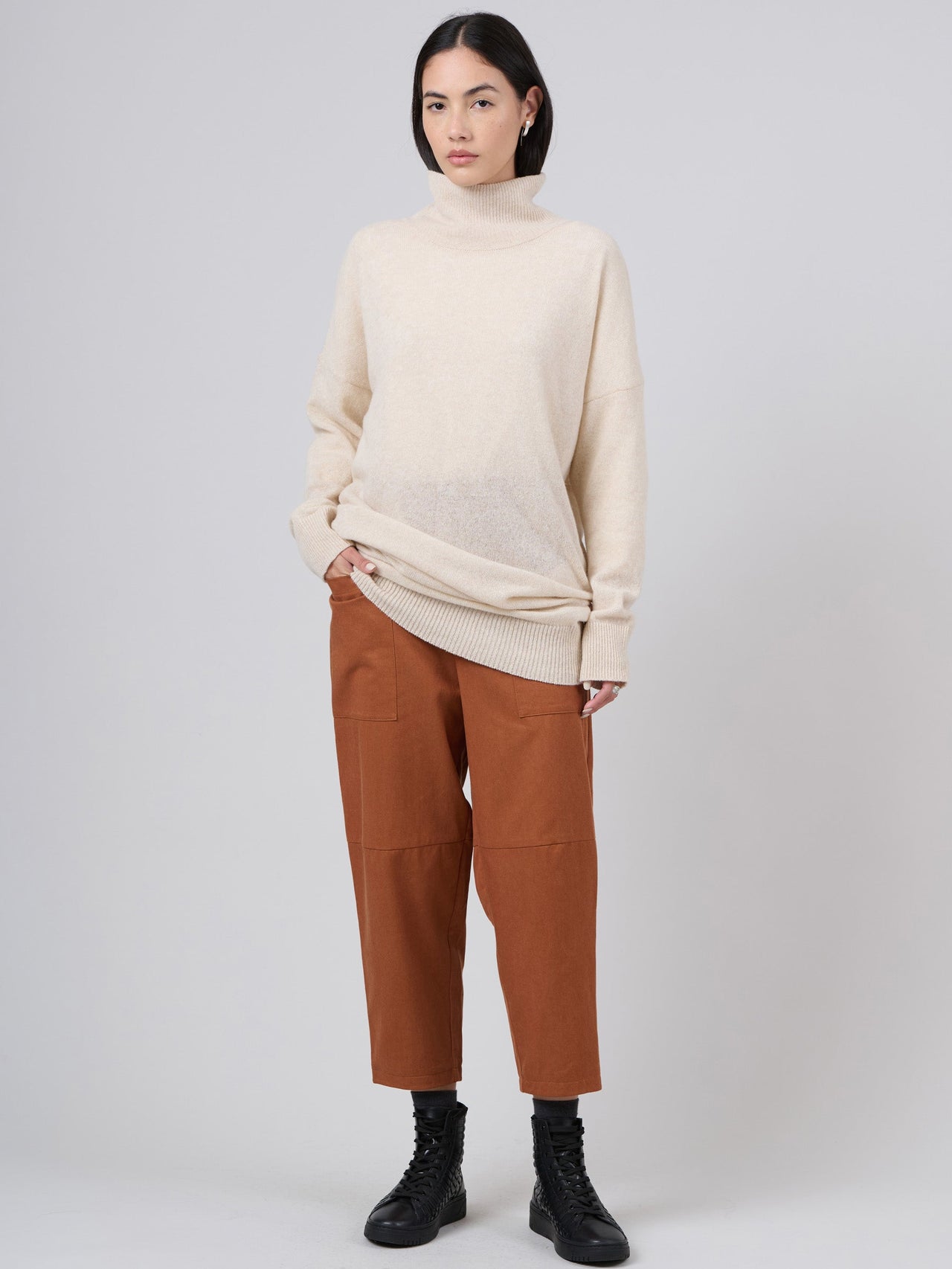 Robe oversize pure laine à col roulé