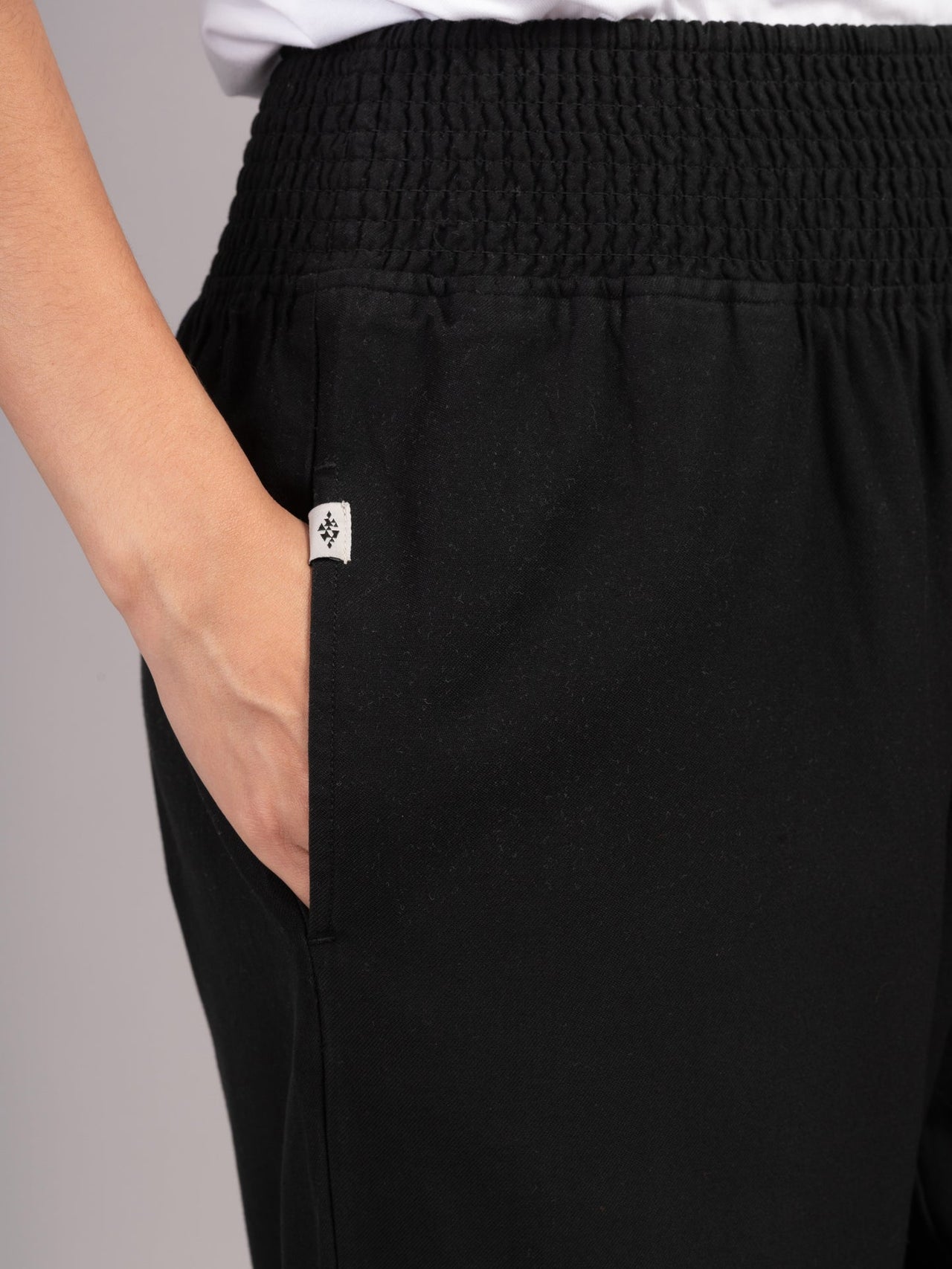Riau - Organic Cotton Tapered Trousers