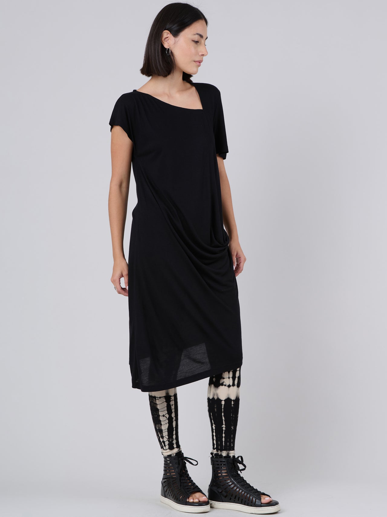 Robe asymétrique en jersey de bambou