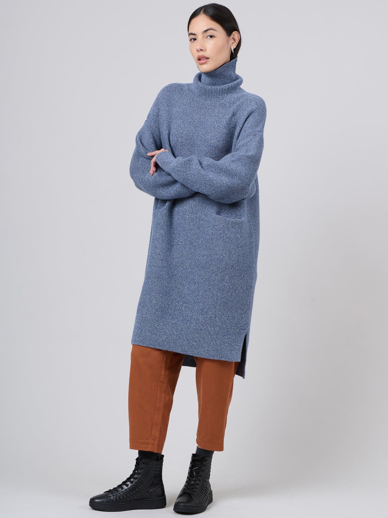 Turtle Neck Chunky Sweater Dress
