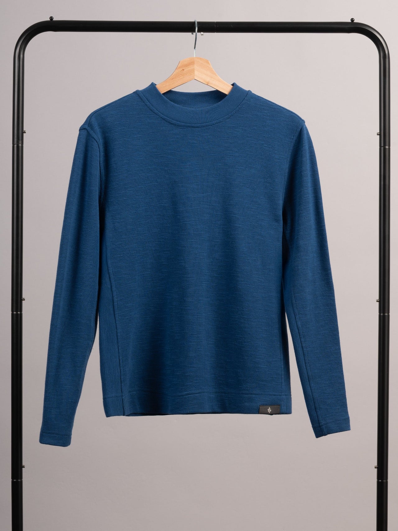 Gili - T-shirt à manches longues en coton gaufré avec empiècement latéral