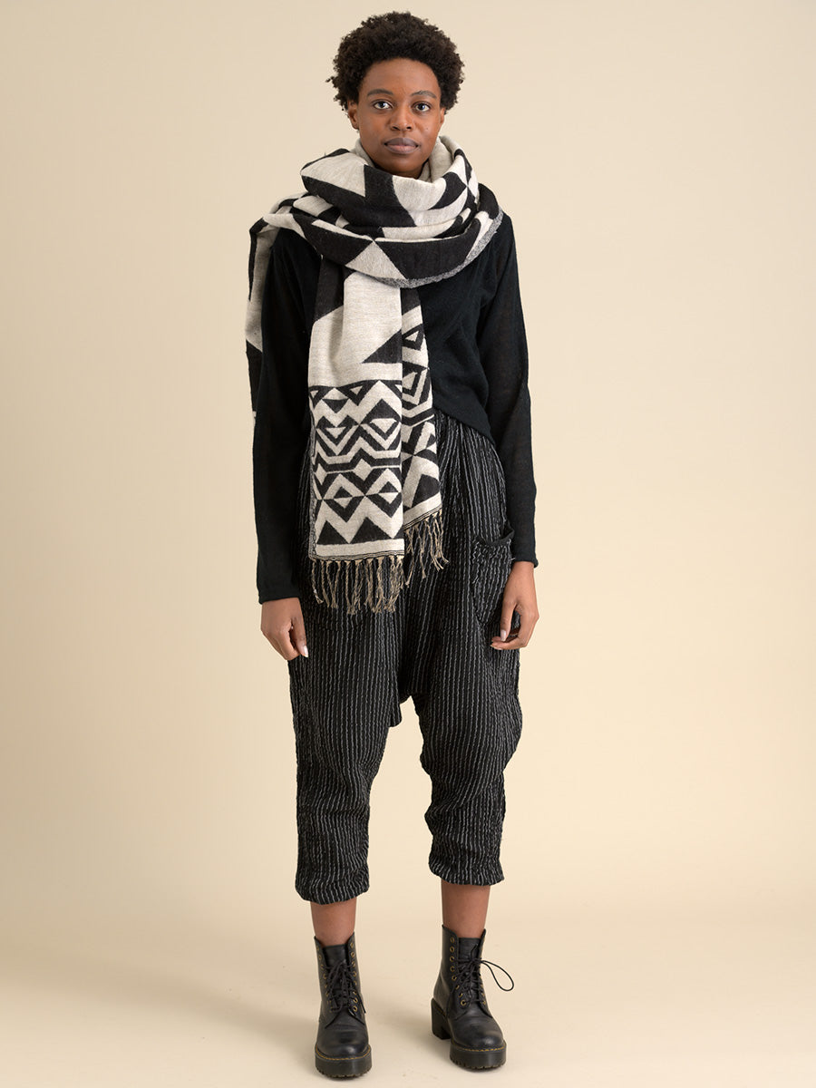 Echarpe géométrique "oversize" - Noir | Forgotten Tribes - Vêtements ethniques - Urban Style