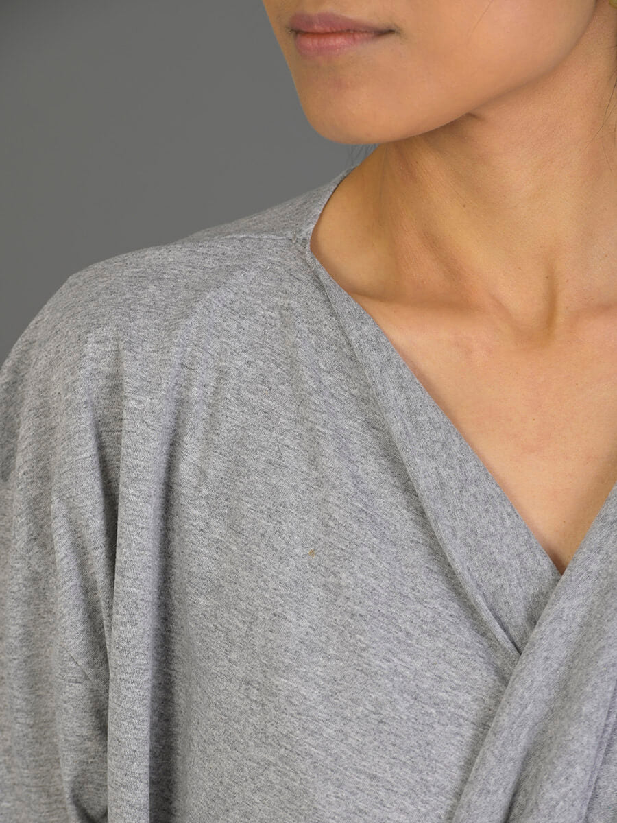 Tee shirt croisé devant sale